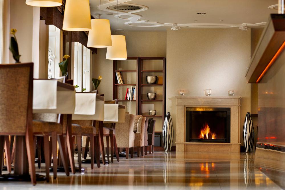 Roset Hotel & Residence Bratislava Ngoại thất bức ảnh