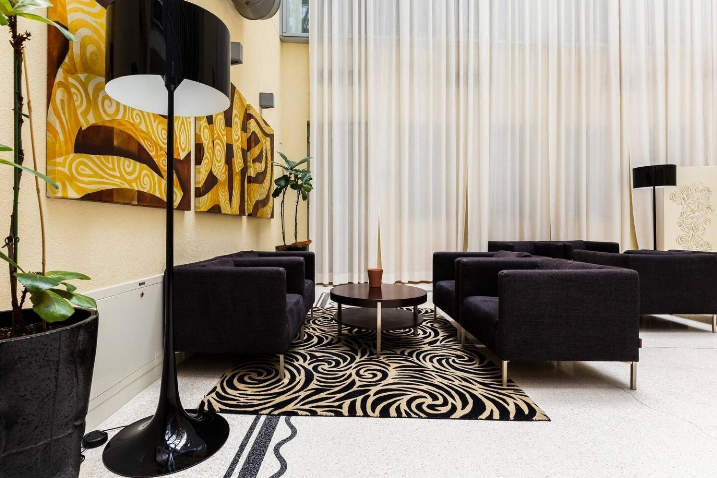 Roset Hotel & Residence Bratislava Ngoại thất bức ảnh