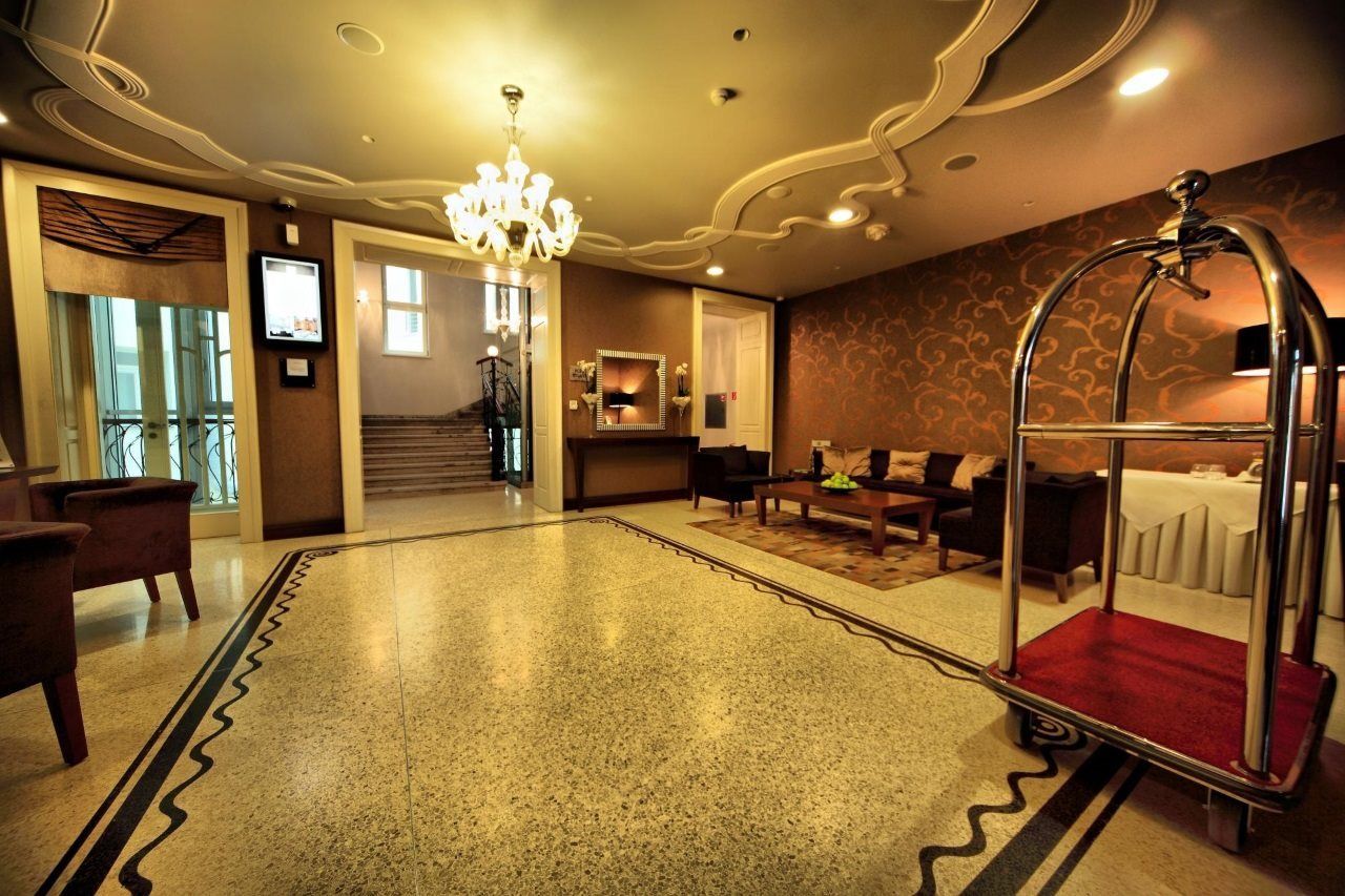 Roset Hotel & Residence Bratislava Ngoại thất bức ảnh