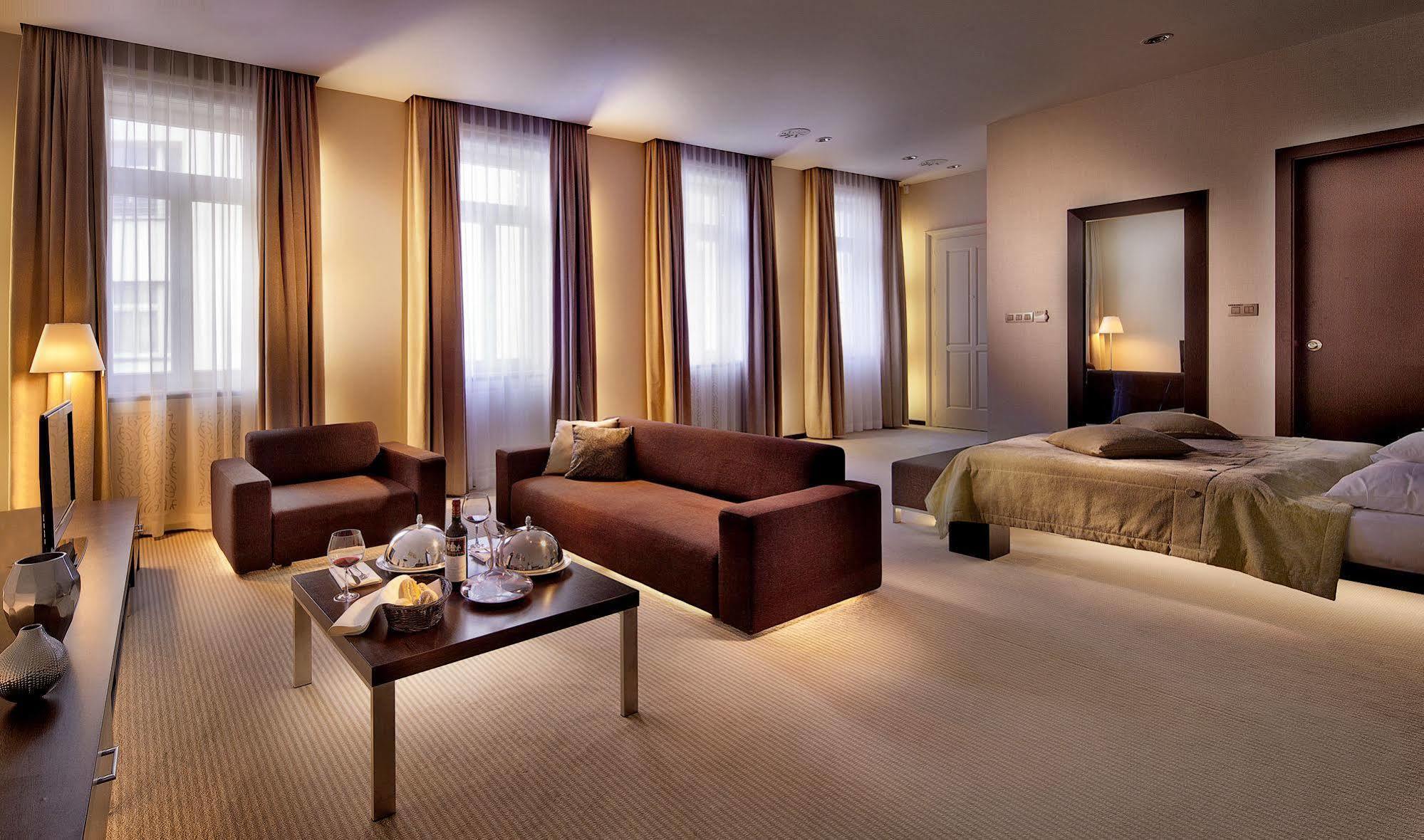 Roset Hotel & Residence Bratislava Phòng bức ảnh